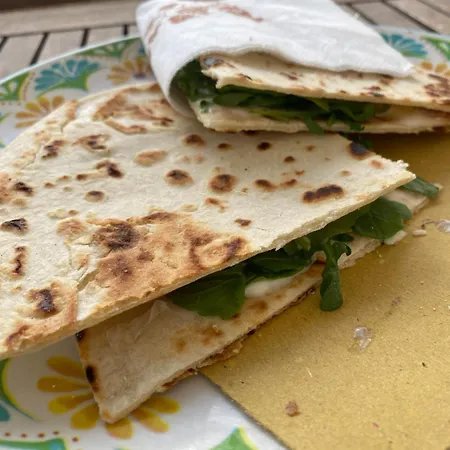 Rondinella E Viola 3* Rimini