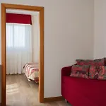 Rondinella E Viola 3* רימיני