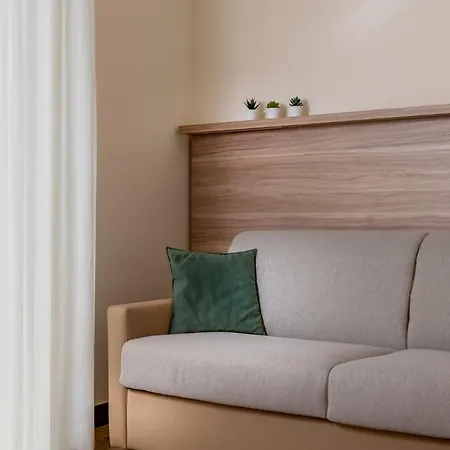 Rondinella E Viola 3* Rímini