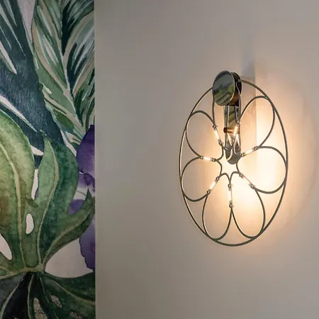 Otel Rondinella E Viola