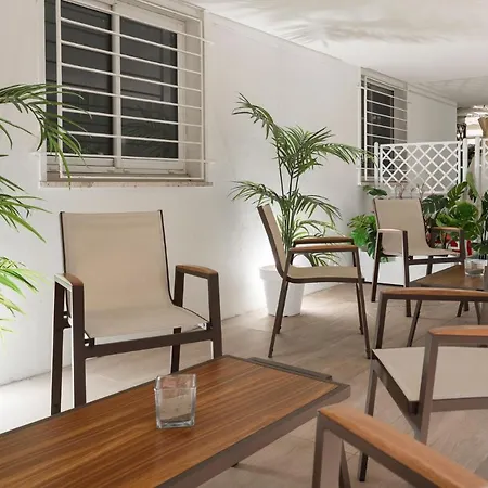 Otel Rondinella E Viola 3*