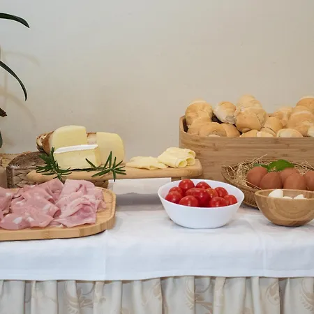 Rondinella E Viola 3*