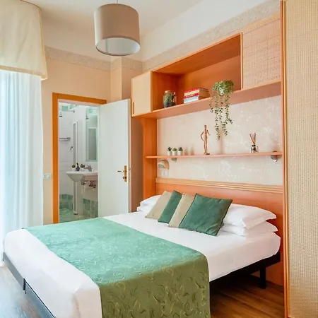 Otel Rondinella E Viola