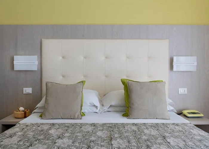 Rondinella E Viola Отель