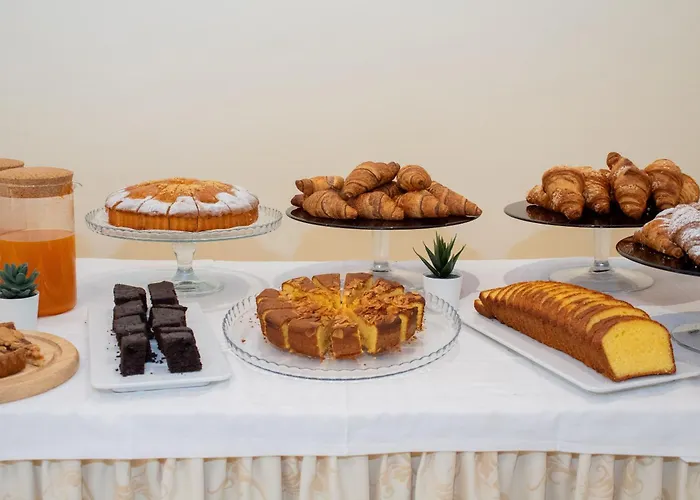 Отель Rondinella E Viola