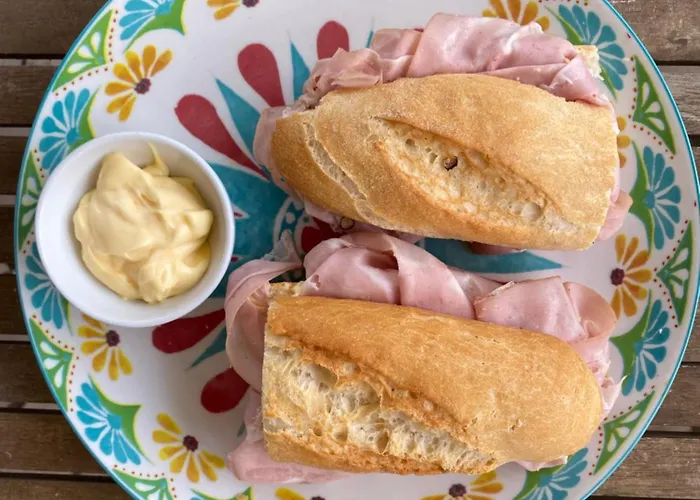 Rondinella E Viola 3* Римини