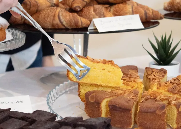 Rondinella E Viola Римини