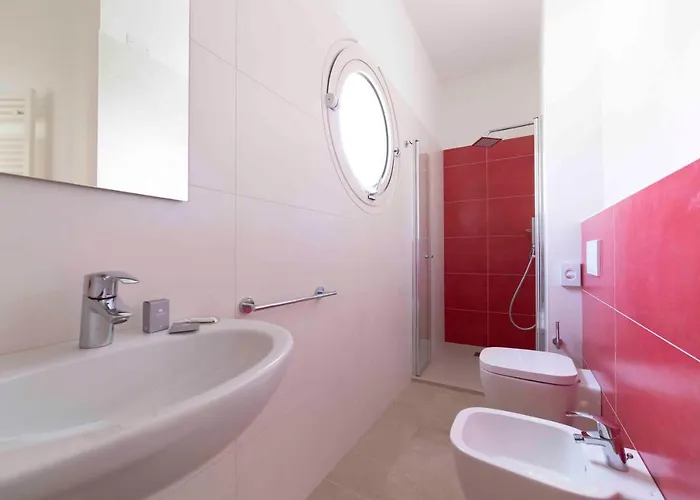 Rondinella E Viola 3* Римини